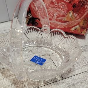 STUDIO 49 candy dish basket.